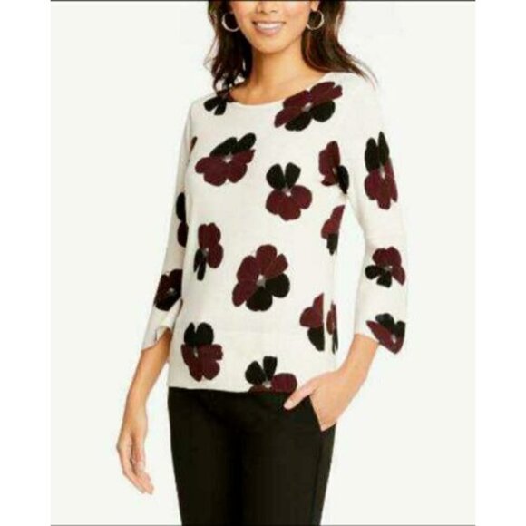 Ann Taylor White Red Floral Bell Flare Sleeve Lightweight Sweater XS - Picture 1 of 4